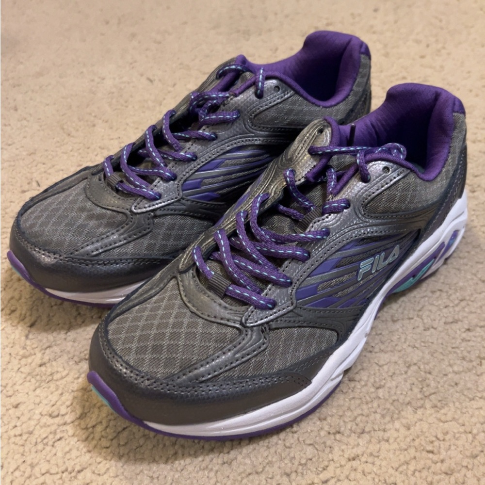 Fila Inspell women’s shoes, dark gray and purple, size 7.5